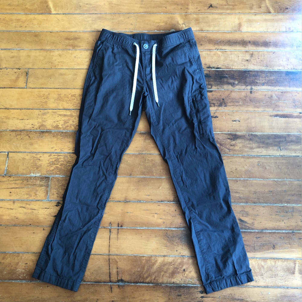 Vuori athletic pants